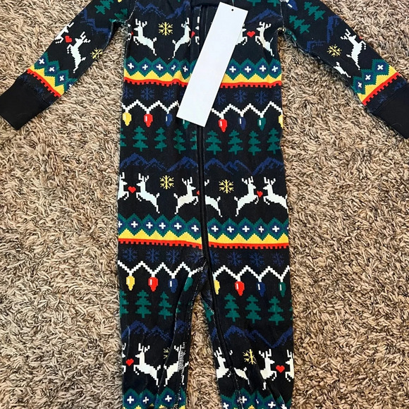 NWT Hanna Andersson Baby Holiday Zip Sleeper 12-18mos holiday print cotton - Picture 1 of 4